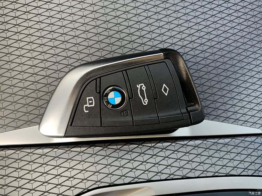 BMW 3 Series, 2025 9