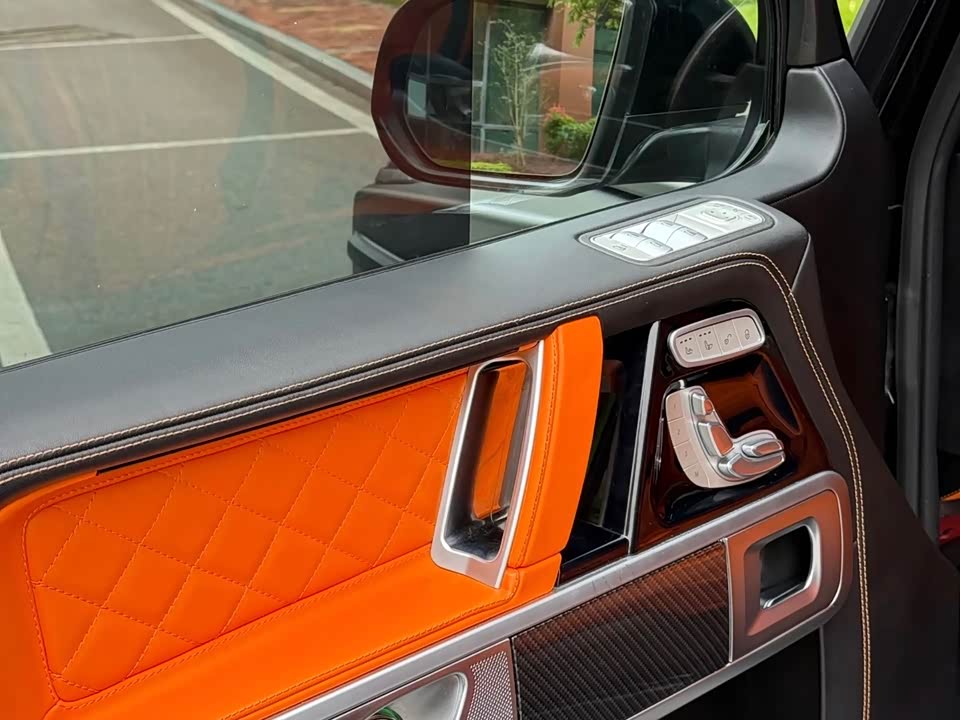 Mercedes-Benz G-class