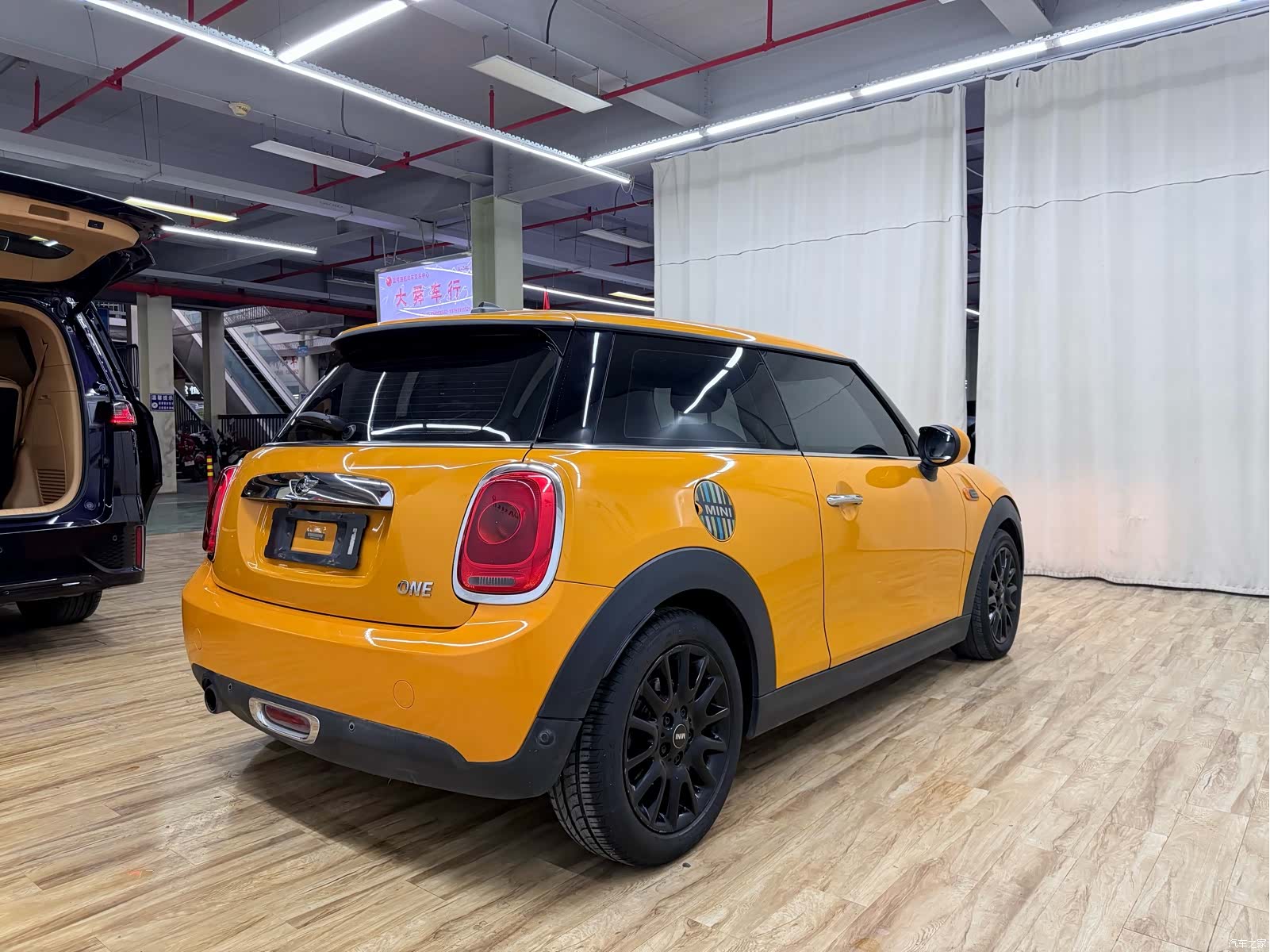 Mini ONE, 2017 7