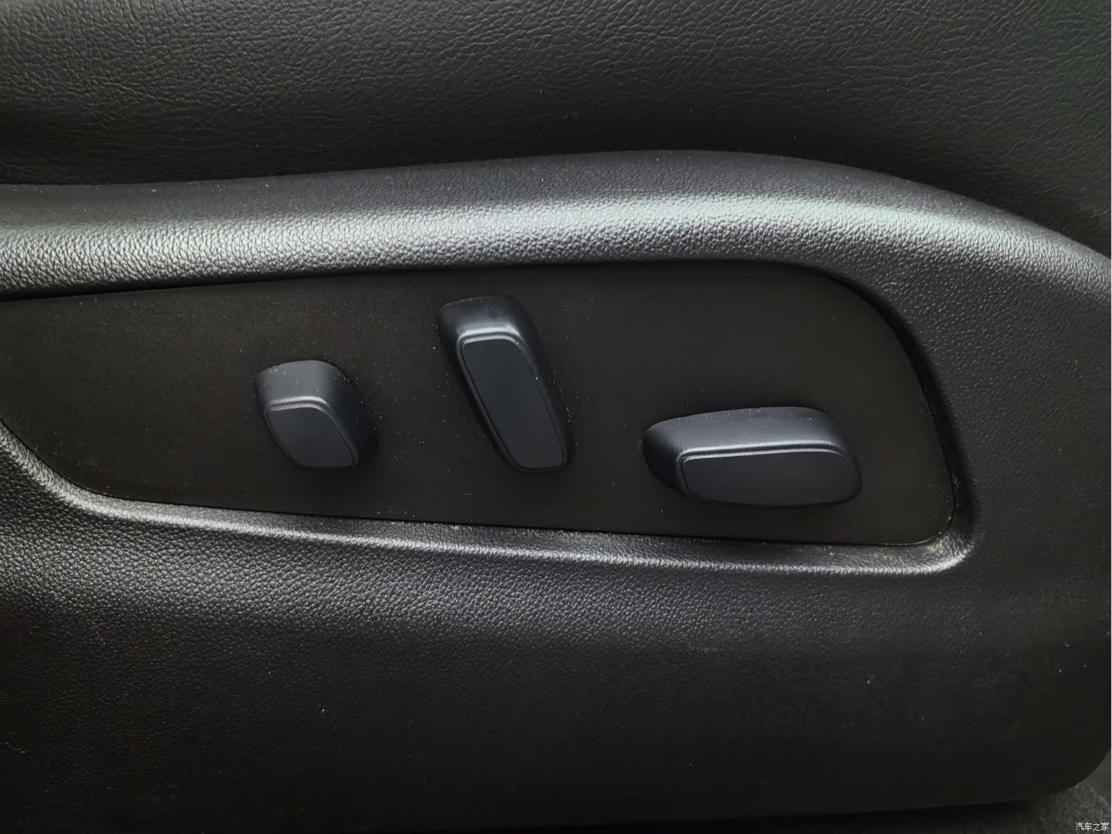 Cadillac XT4, 2019 24