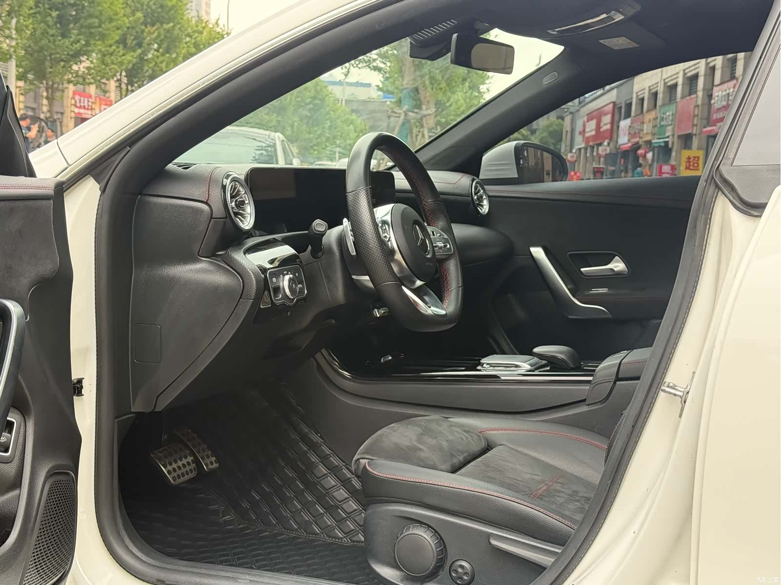 Mercedes-Benz CLA, 2022 7