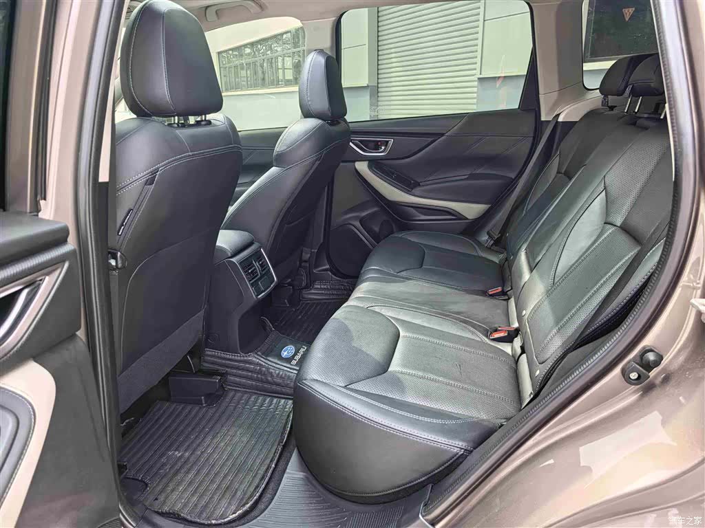 Subaru Forester, 2022 11