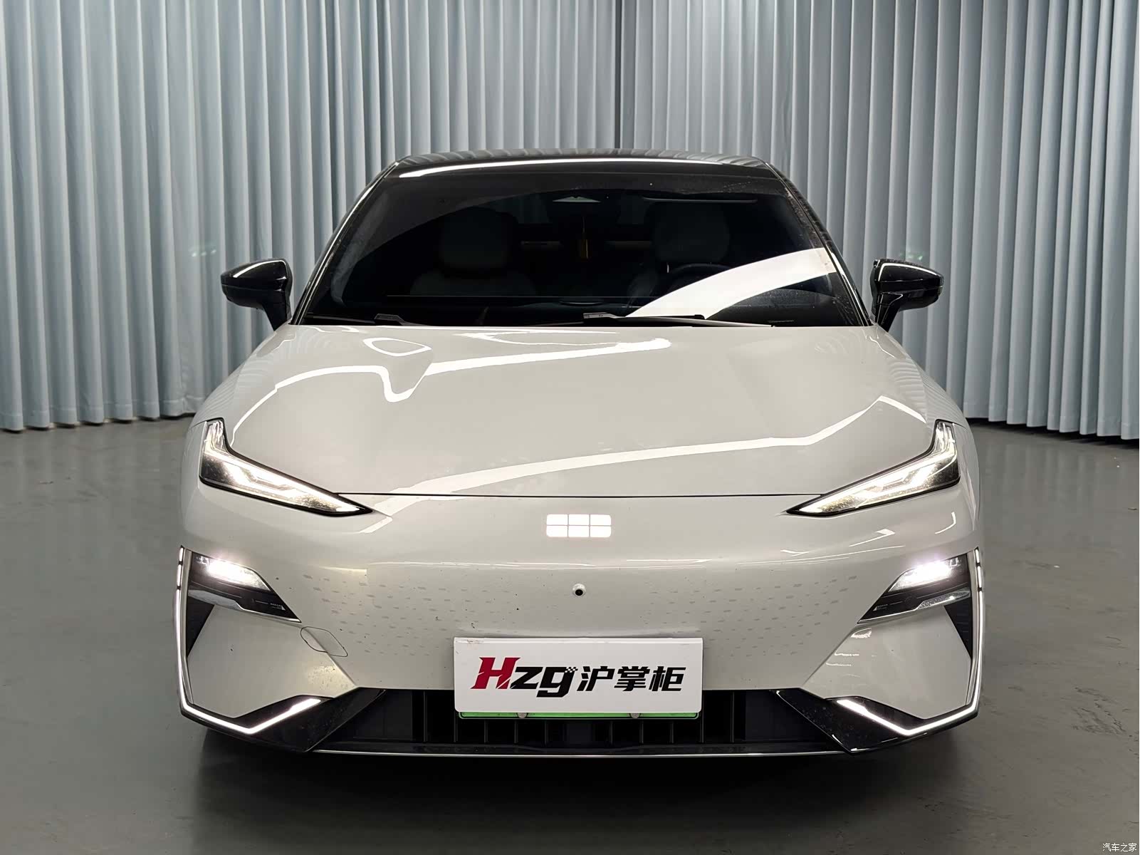 Geely E8, 2024 2