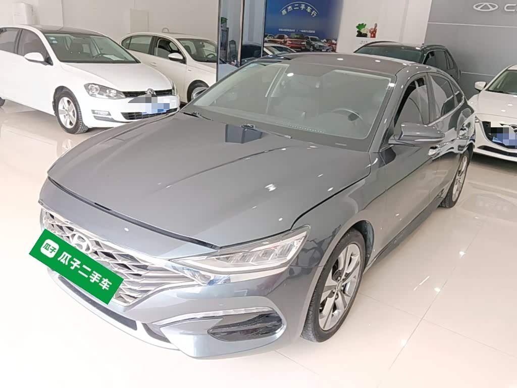 Hyundai Lafesta