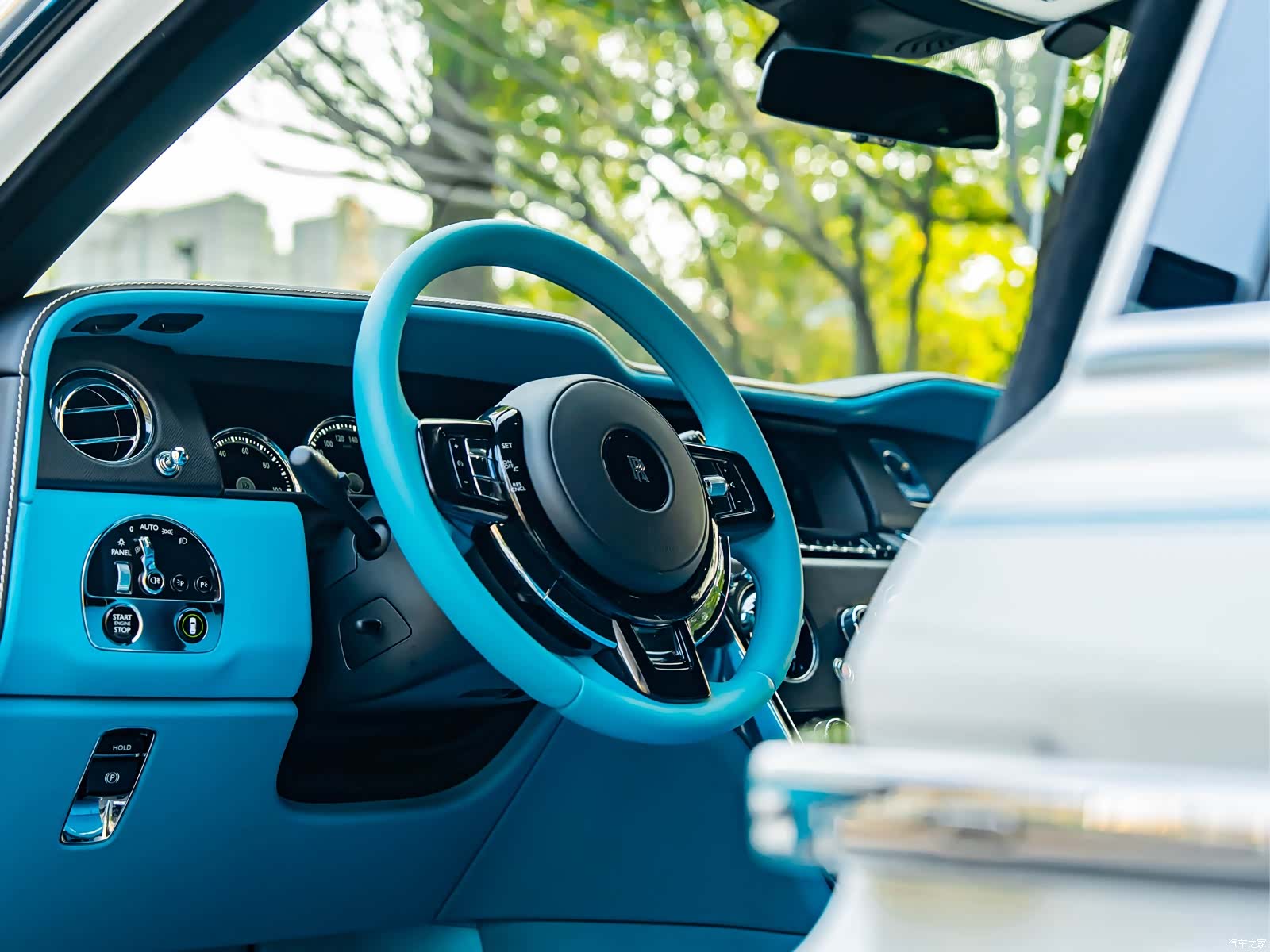 Rolls-Royce Cullinan, 2021 11