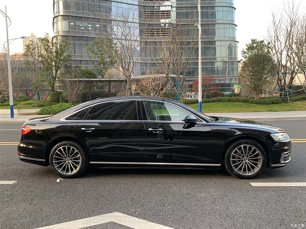 Audi A8L, 2020 9