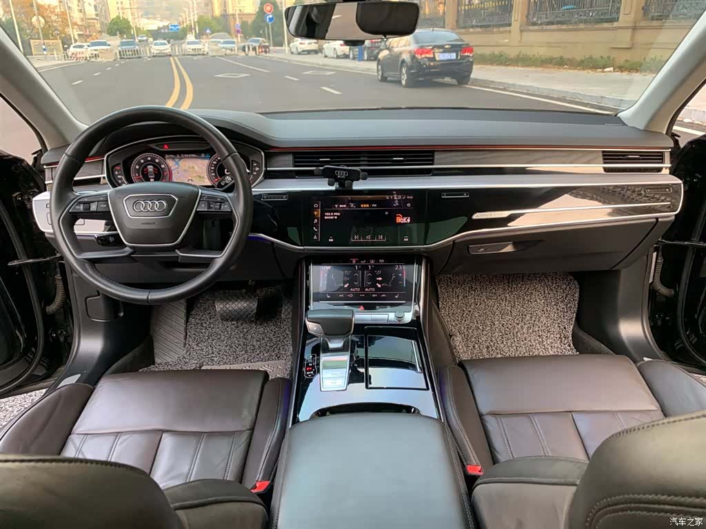 Audi A8L, 2020 10