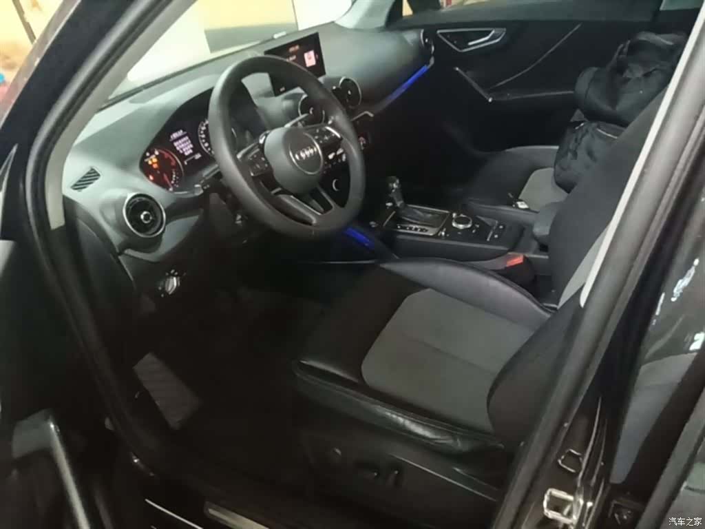 Audi Q2L, 2020 15