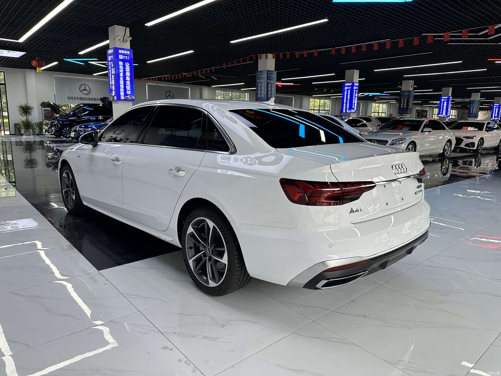 Audi A4L, 2025 9