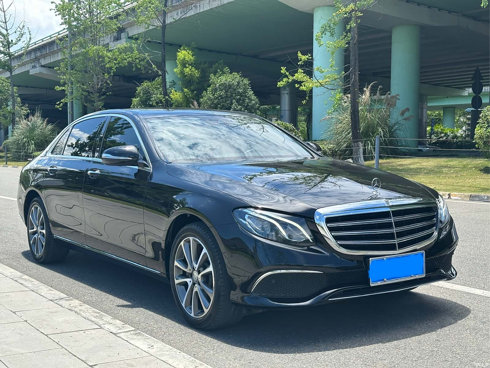 Mercedes-Benz E-Class, 2017 3