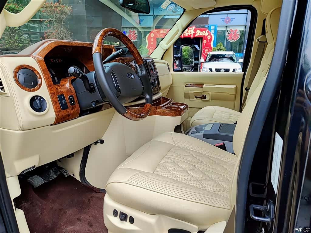 Ford E350, 2016 7