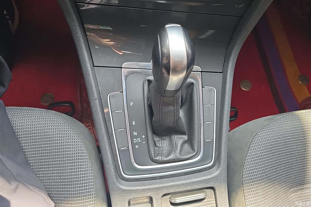 Volkswagen Golf, 2018 16