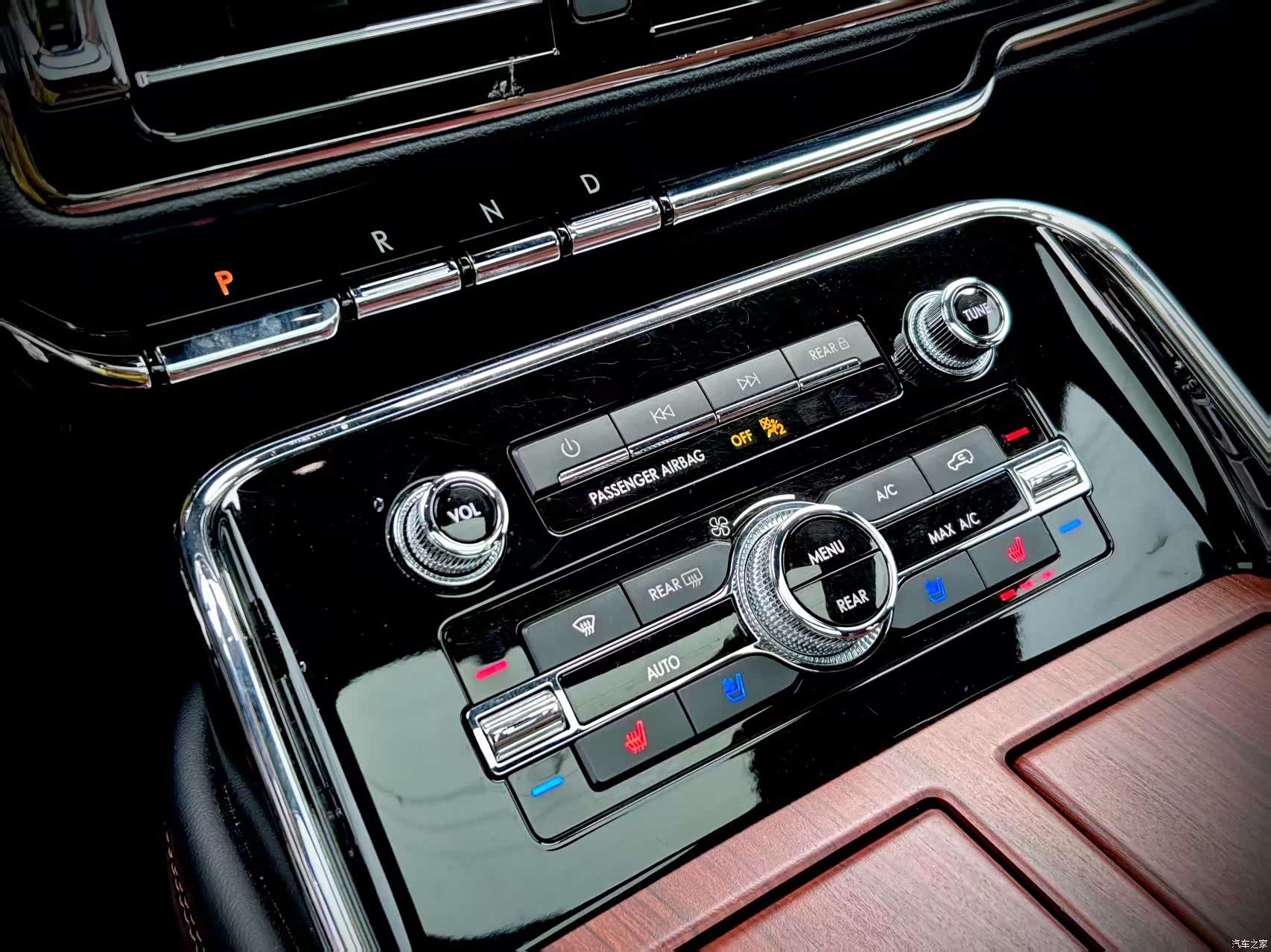 Lincoln Navigator, 2019 7