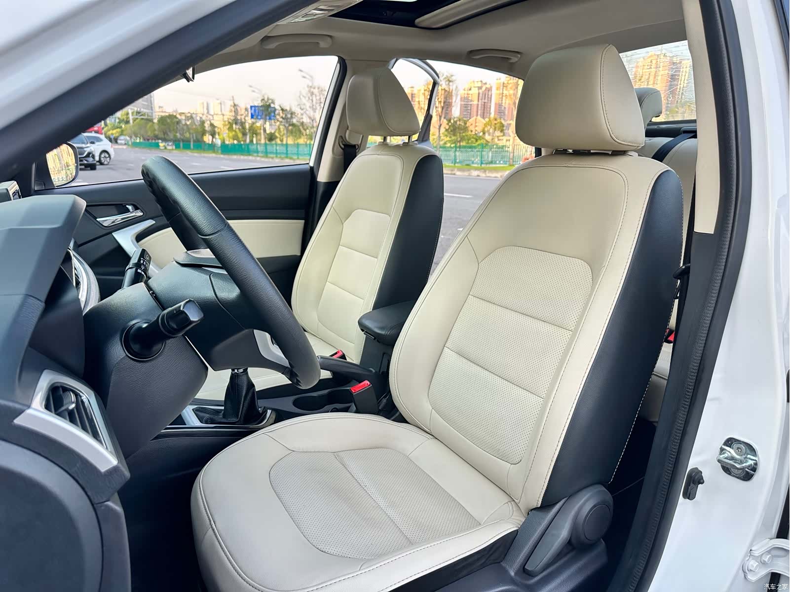Changan V7, 2015 18