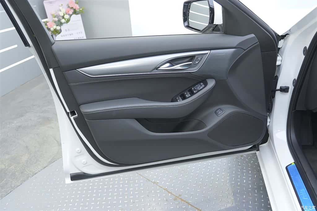 Cadillac CT5, 2024 18