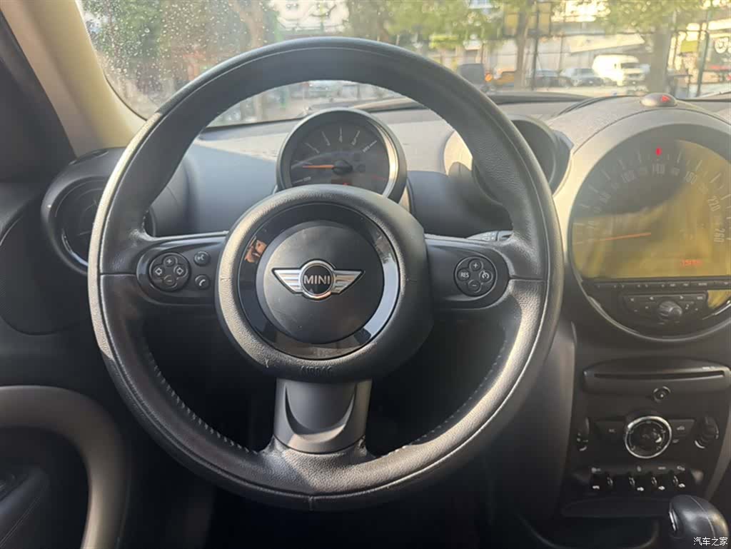 Mini Countryman, 2015 3