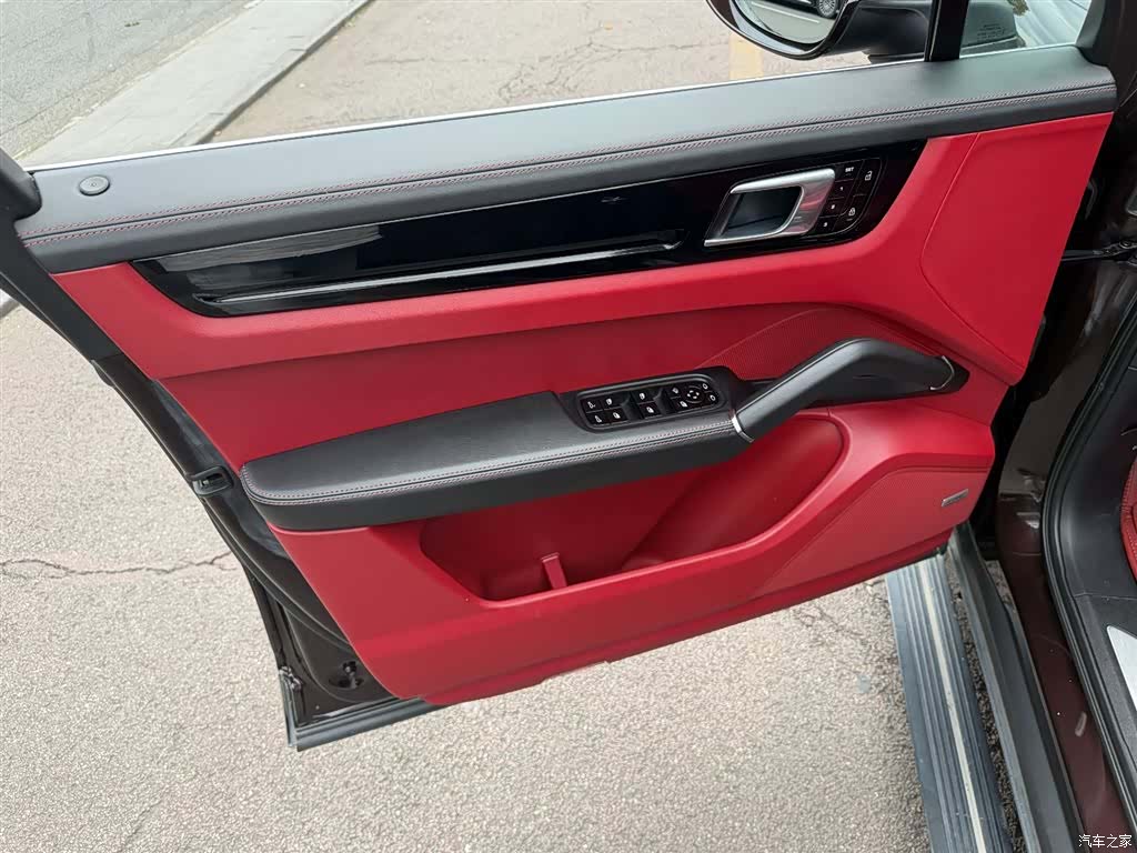 Porsche Cayenne, 2020 6