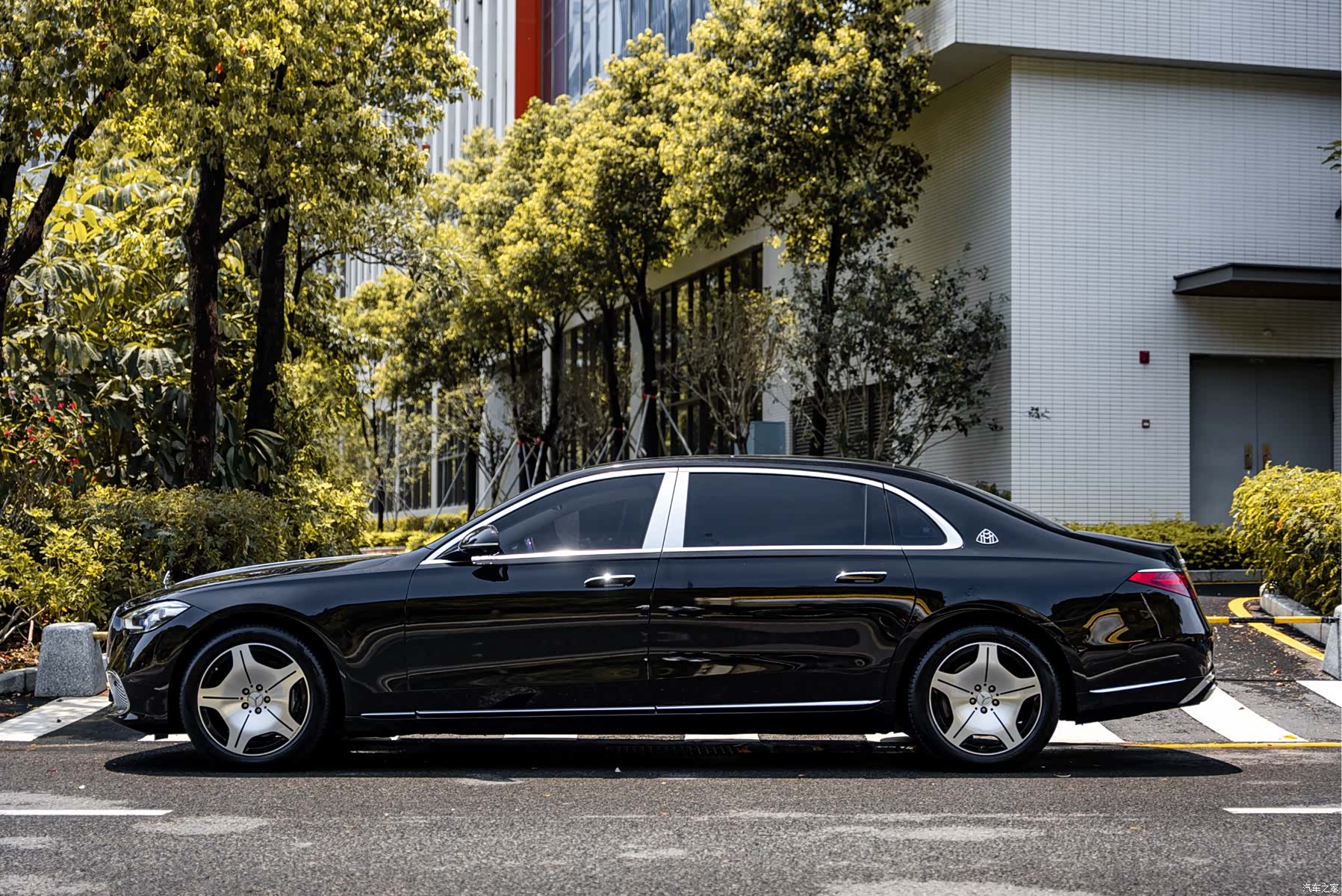 Maybach S-Class, 2022 4