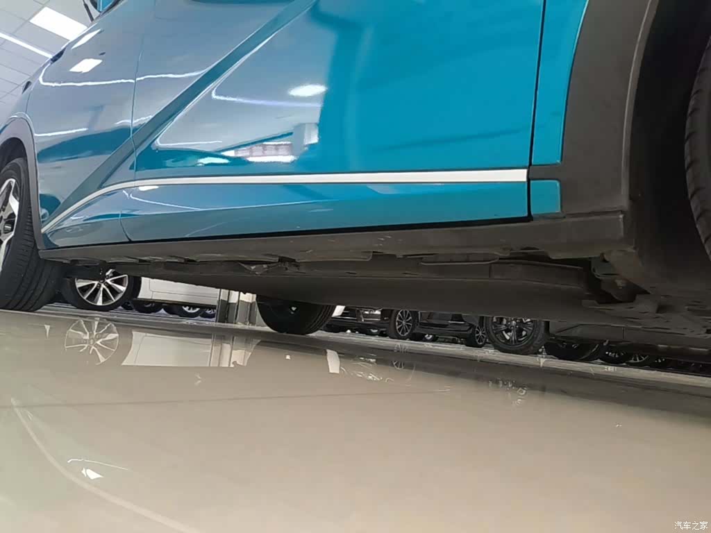 BYD Dolphin, 2023 21