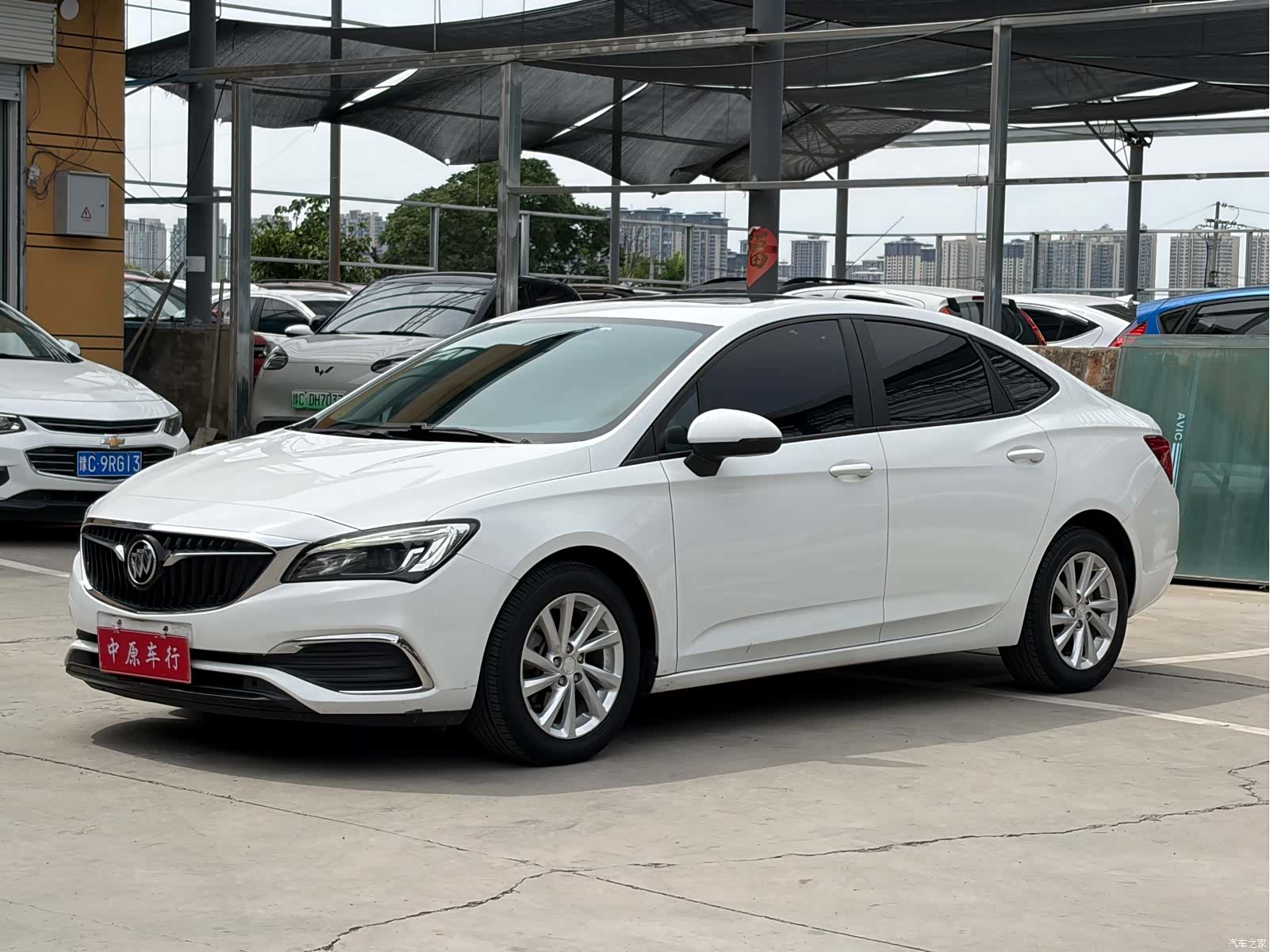 Buick Verano, 2019 1