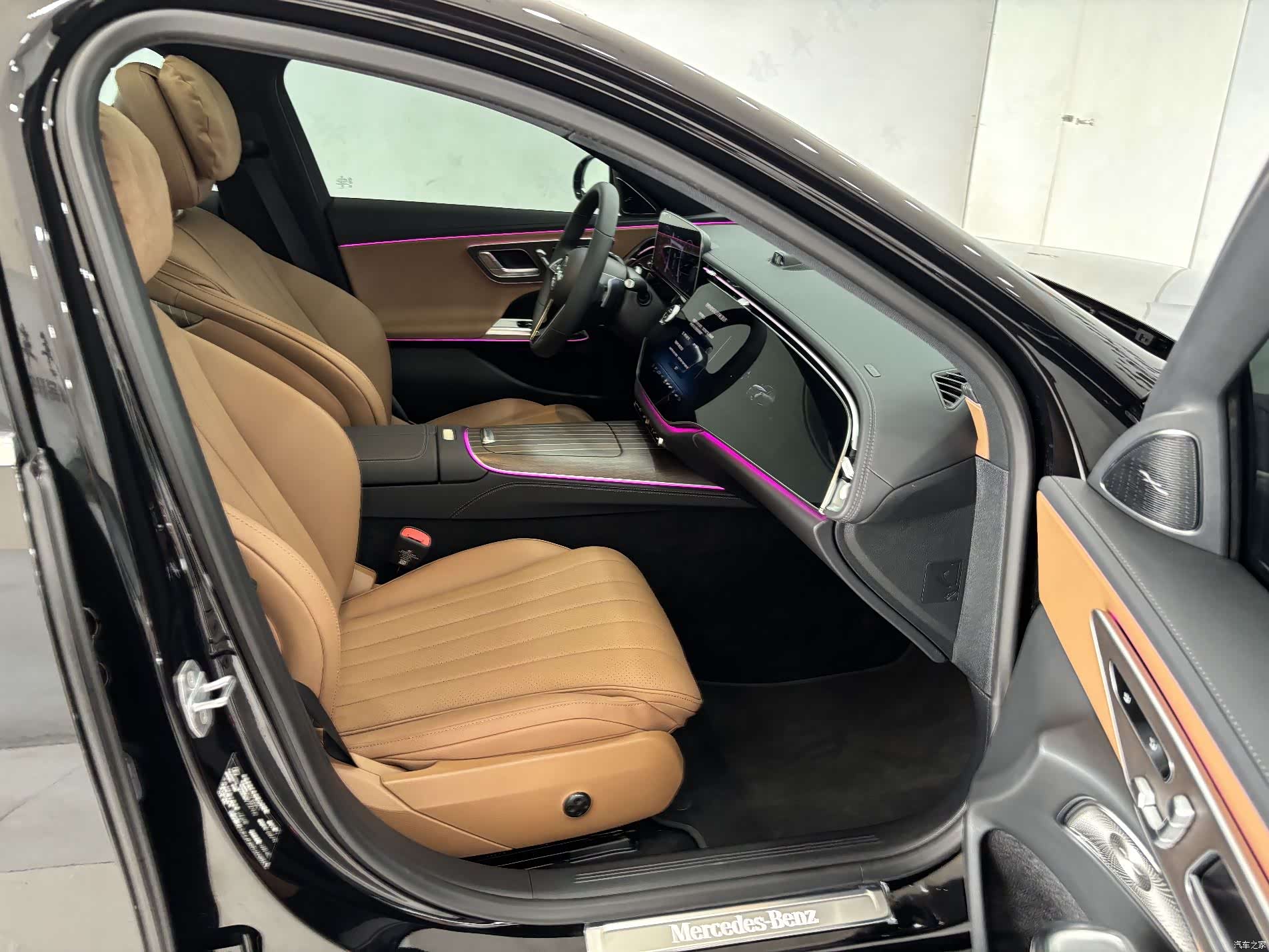 Mercedes-Benz E-Class, 2026 26