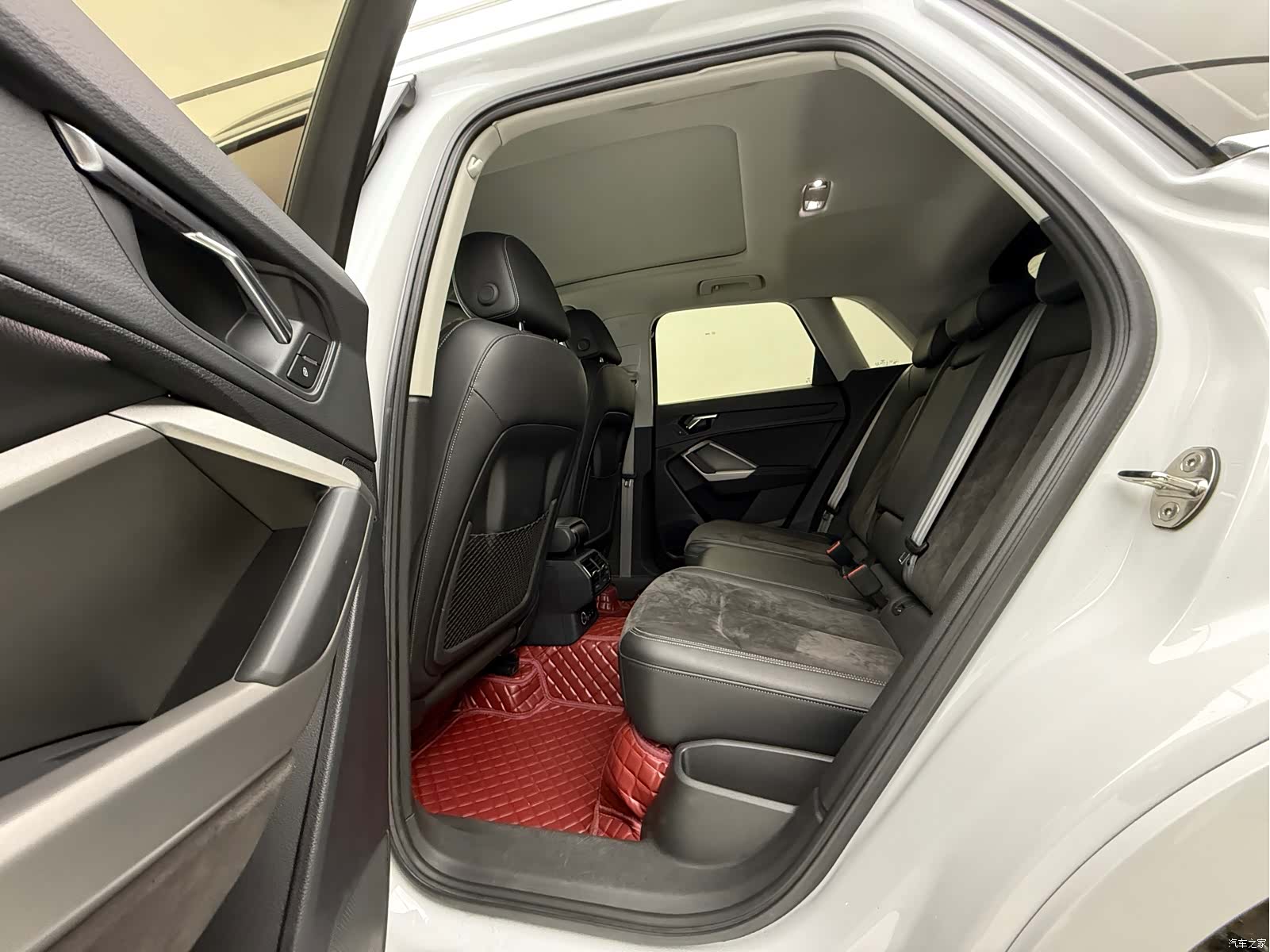 Audi Q3, 2021 21