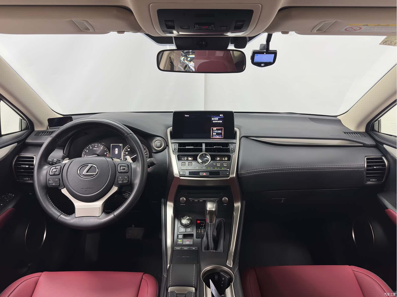 Lexus NX, 2021 8
