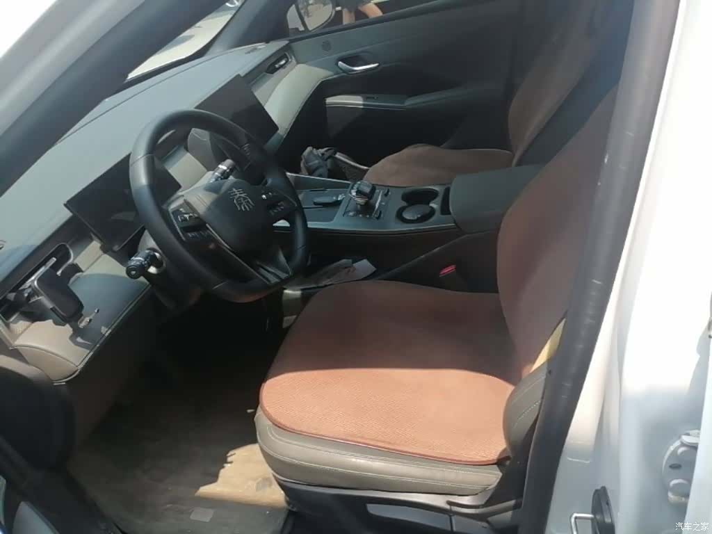 BYD Qin, 2025 15