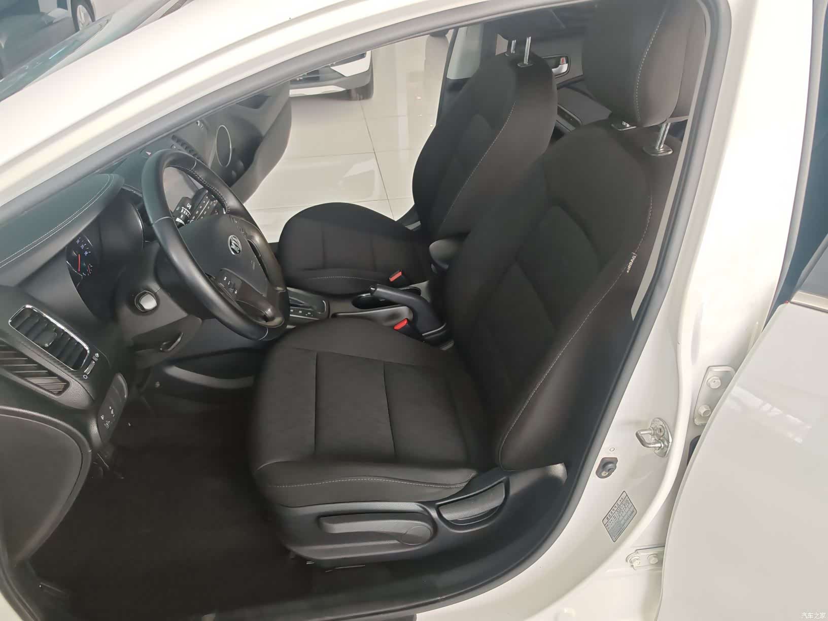 Kia K3, 2014 16