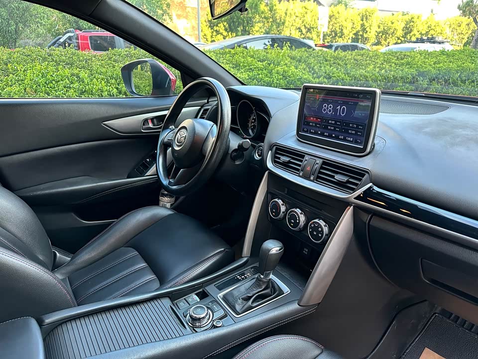 Mazda CX-4