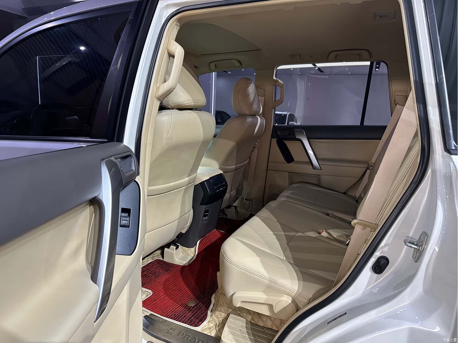 Toyota Prado, 2018 10