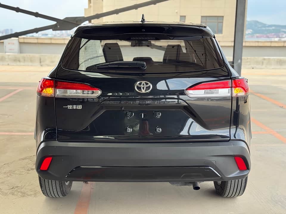 Toyota Corolla Sharp amplifier