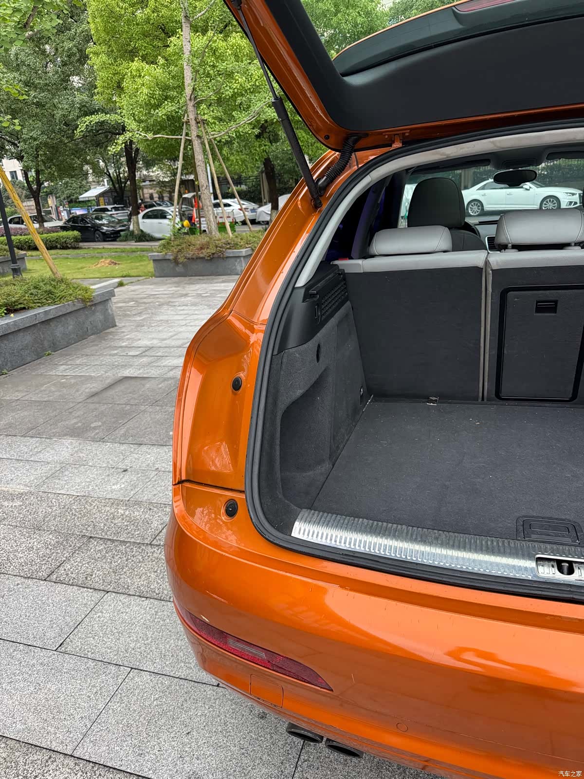 Audi Q3, 2013 16
