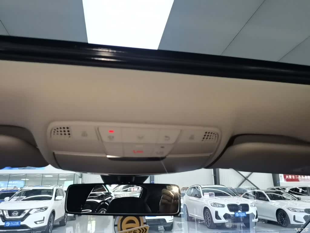 Mercedes-Benz E-Class, 2022 18
