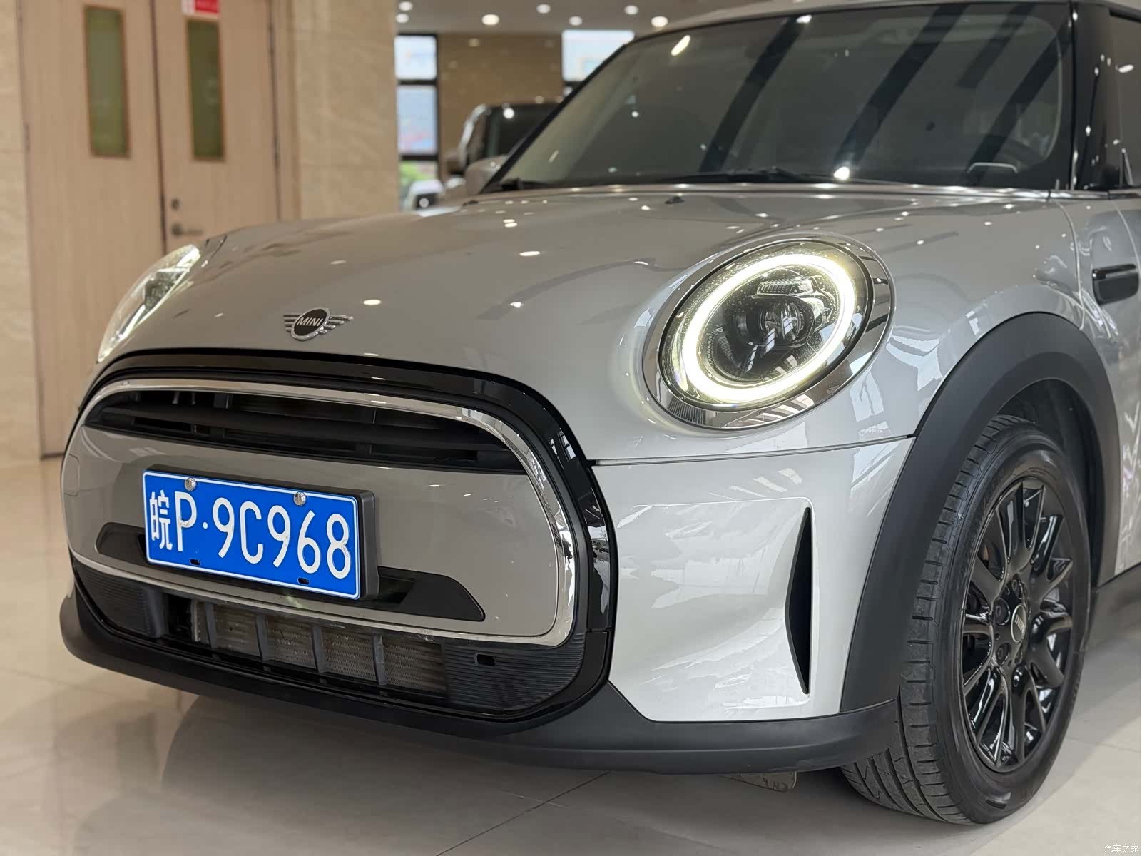 Mini ONE, 2023 4