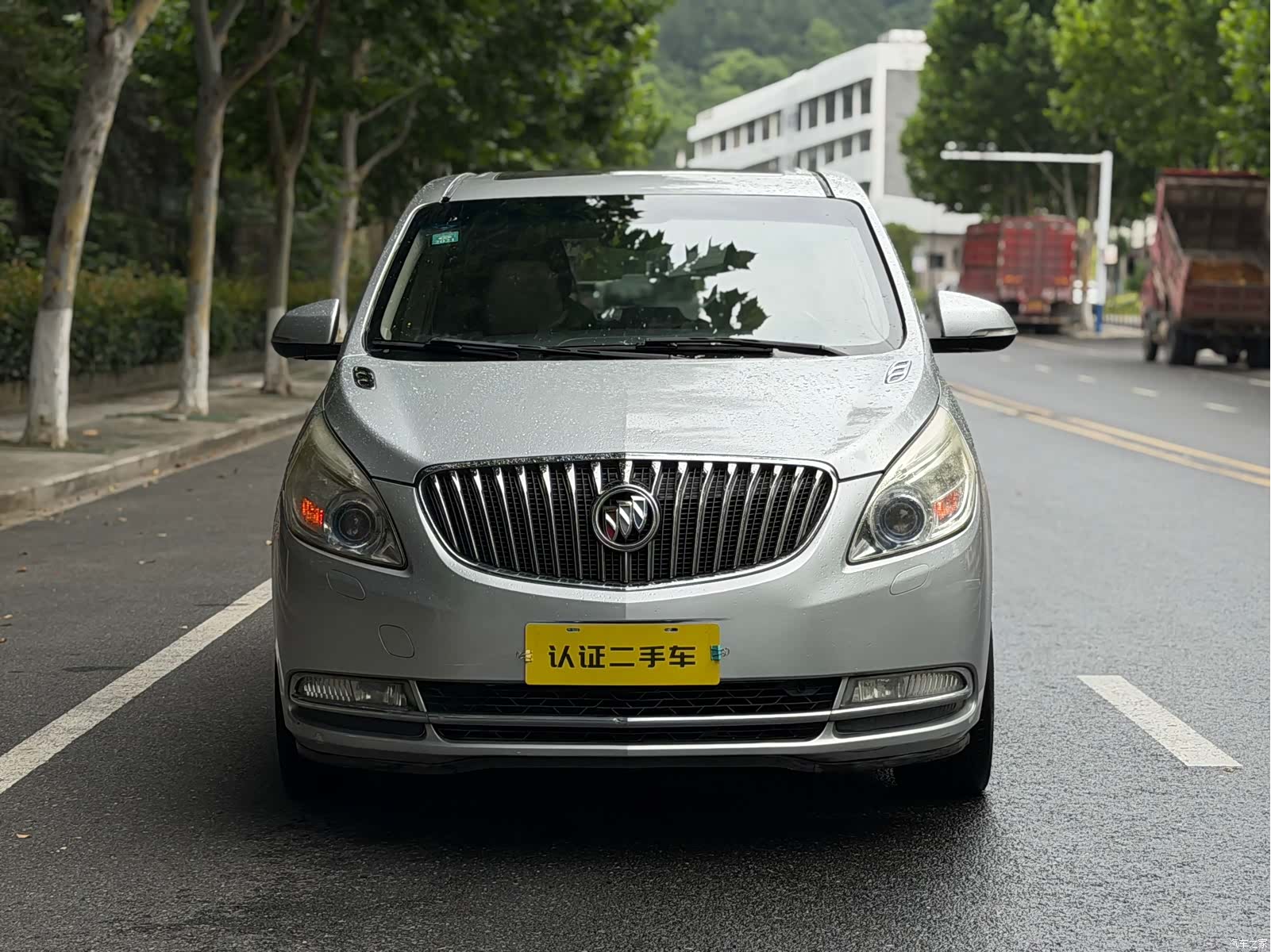Buick GL8, 2014 2