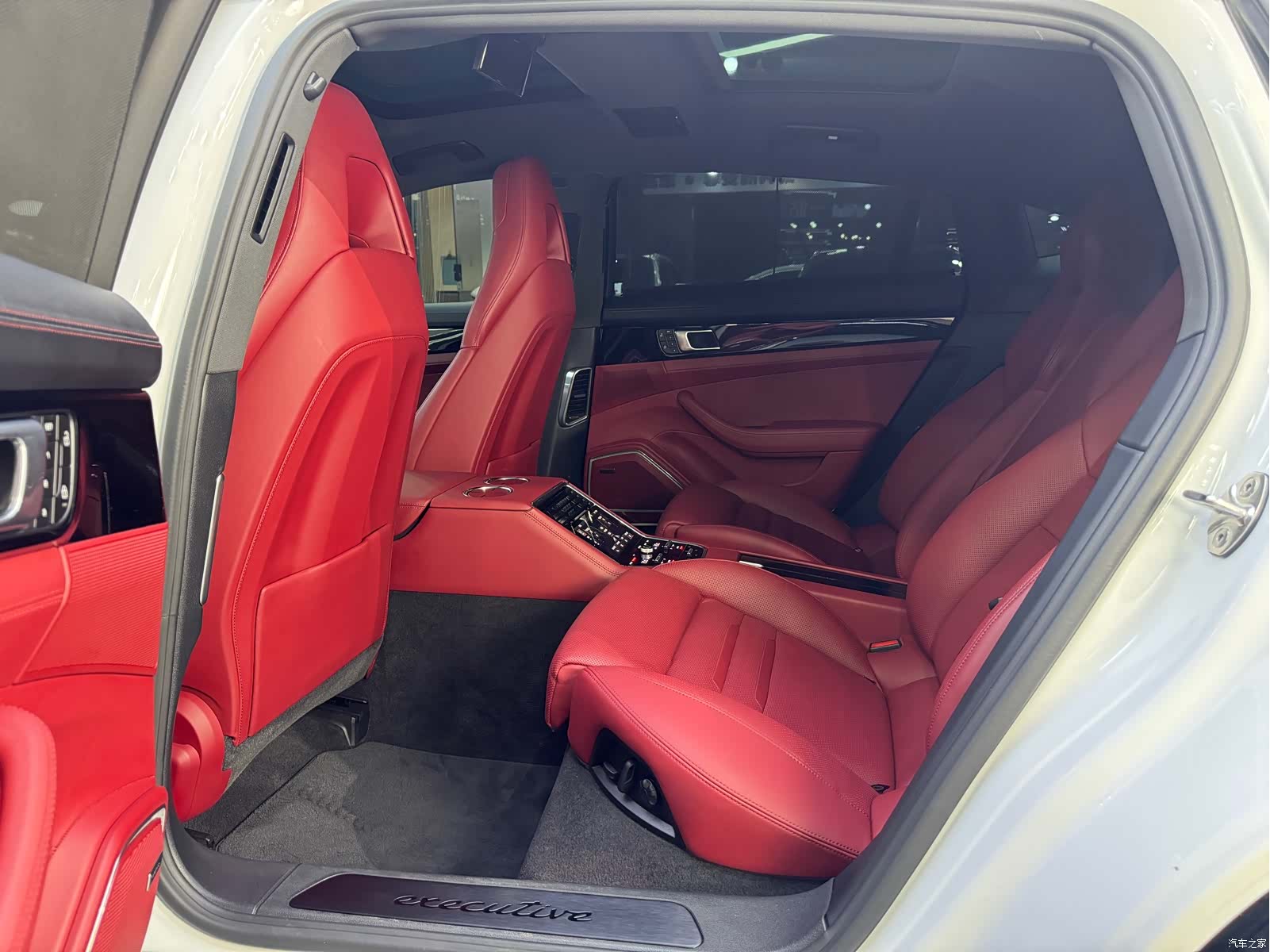 Porsche Panamera, 2023 6