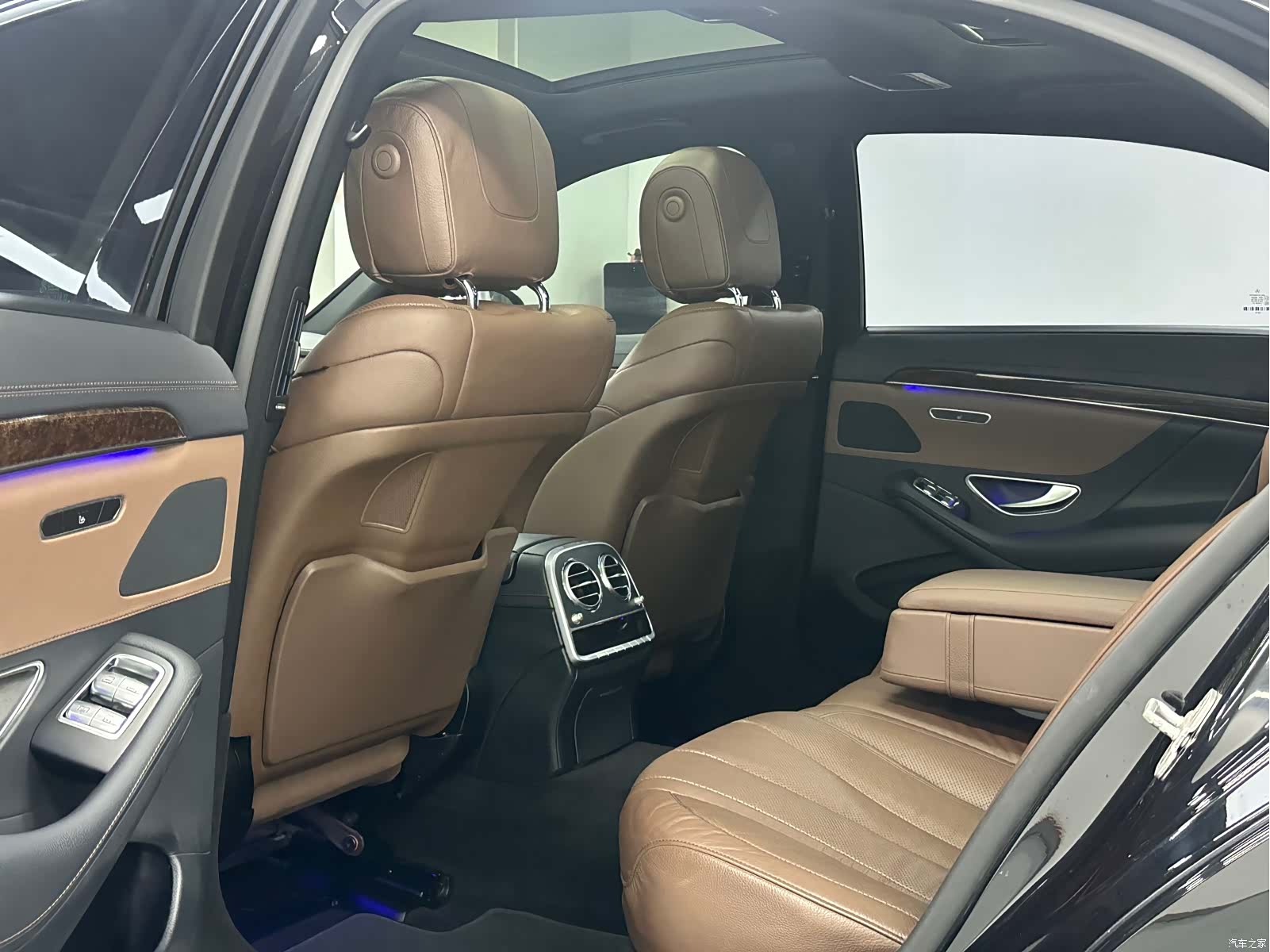 Mercedes-Benz S-Class, 2015 11