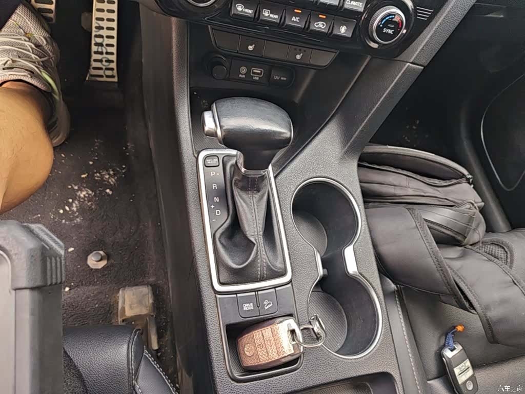 Kia KX5, 2016 14