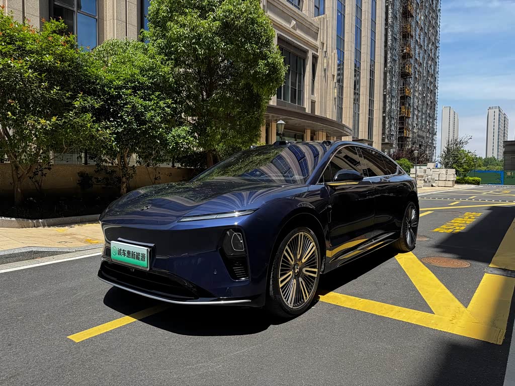NIO ET9