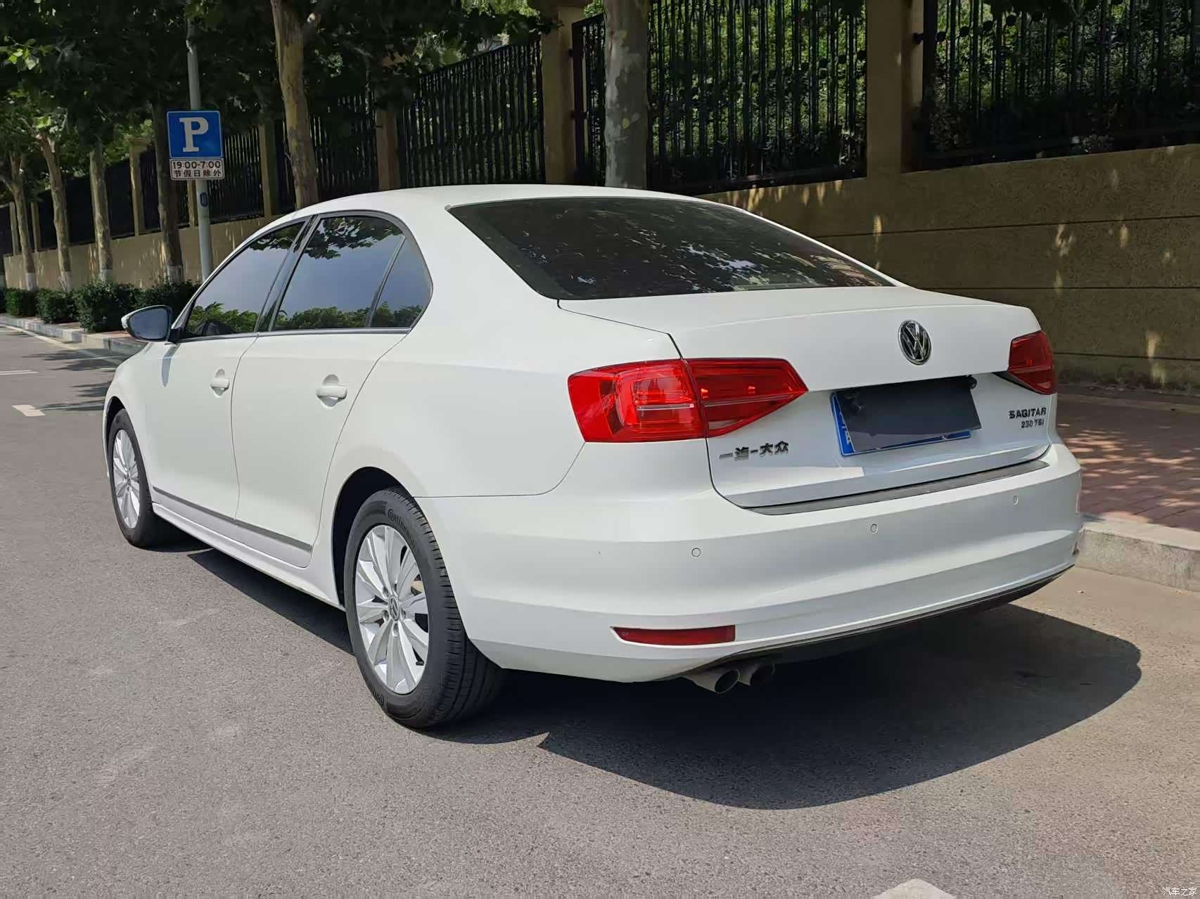 Volkswagen Sagitar, 2016 4