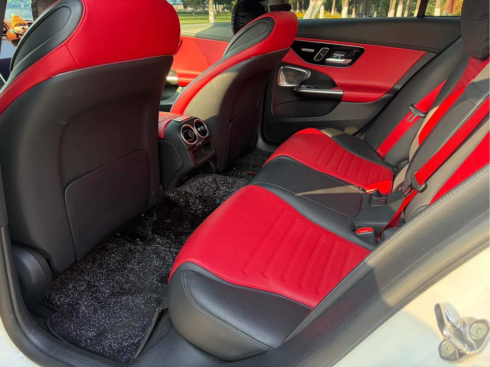 Mercedes-Benz C-Class, 2024 24