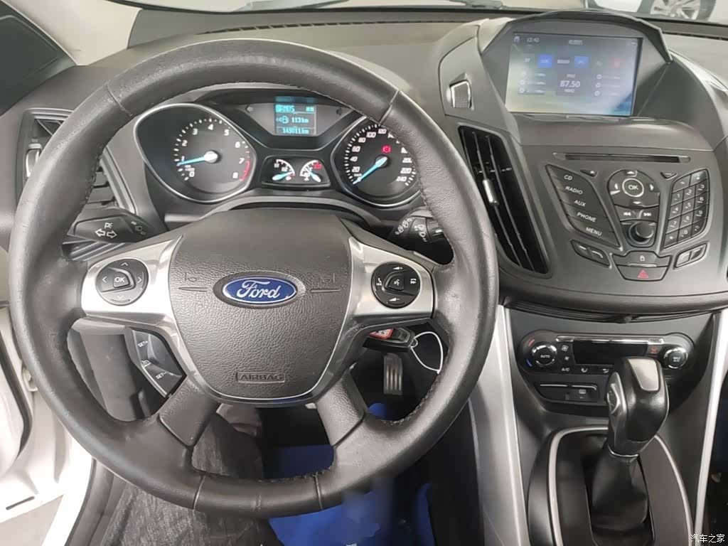 Ford Kuga, 2016 10