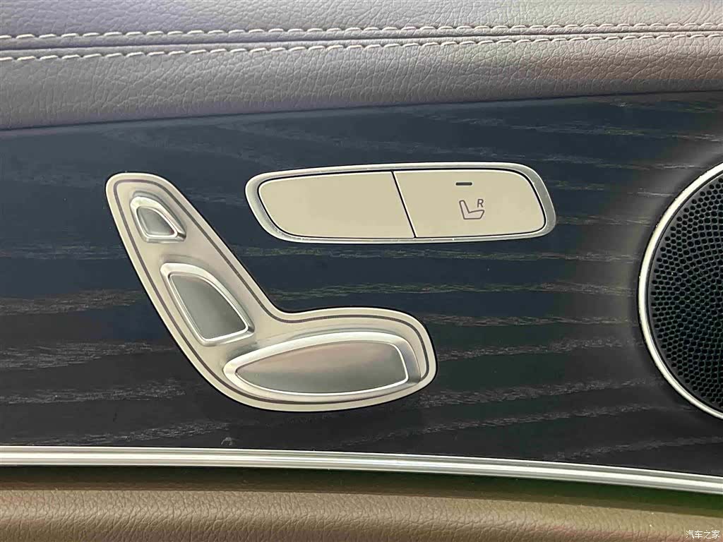 Mercedes-Benz E-Class, 2022 13