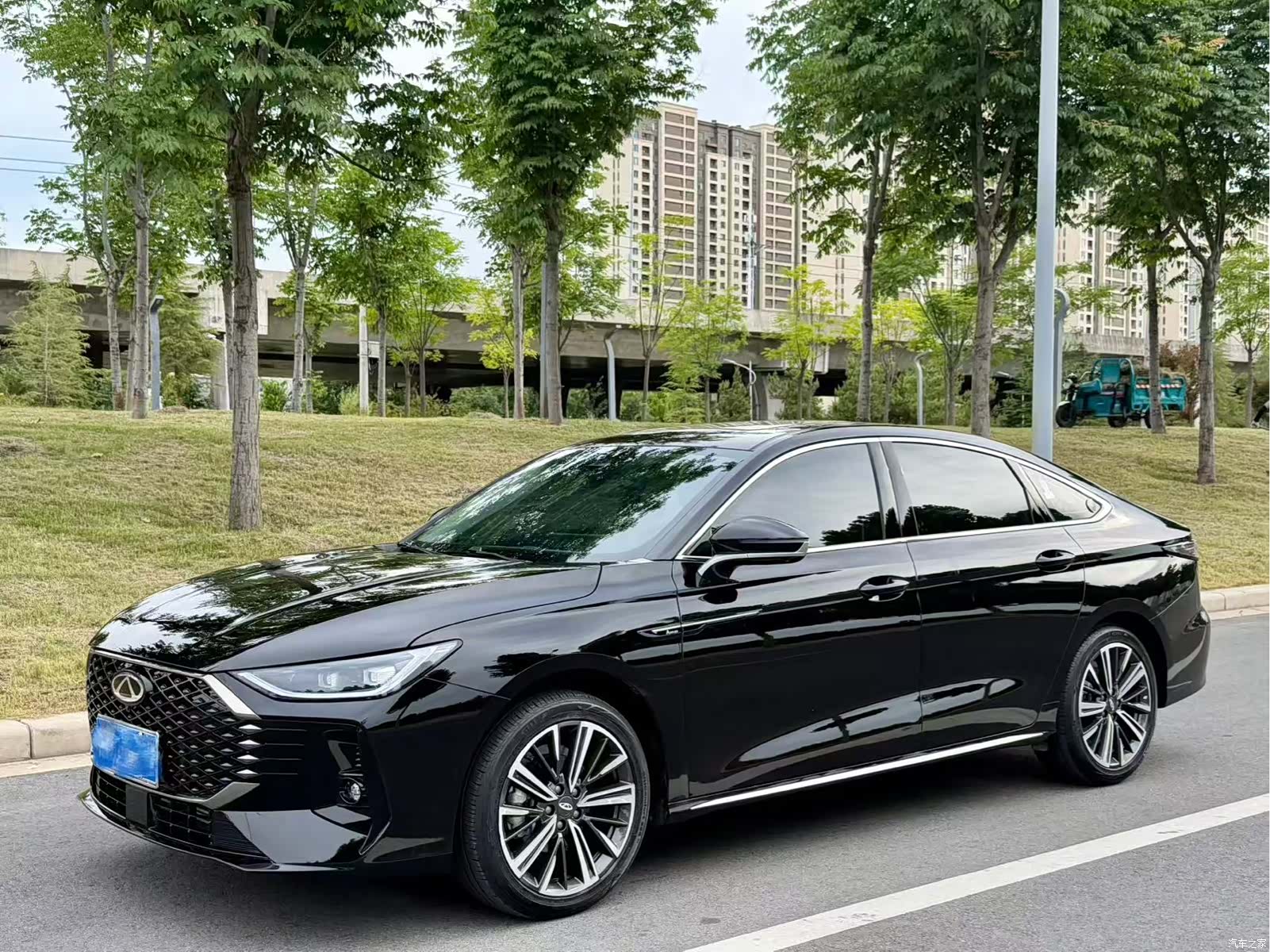 Chery Arrizo 8, 2025 1