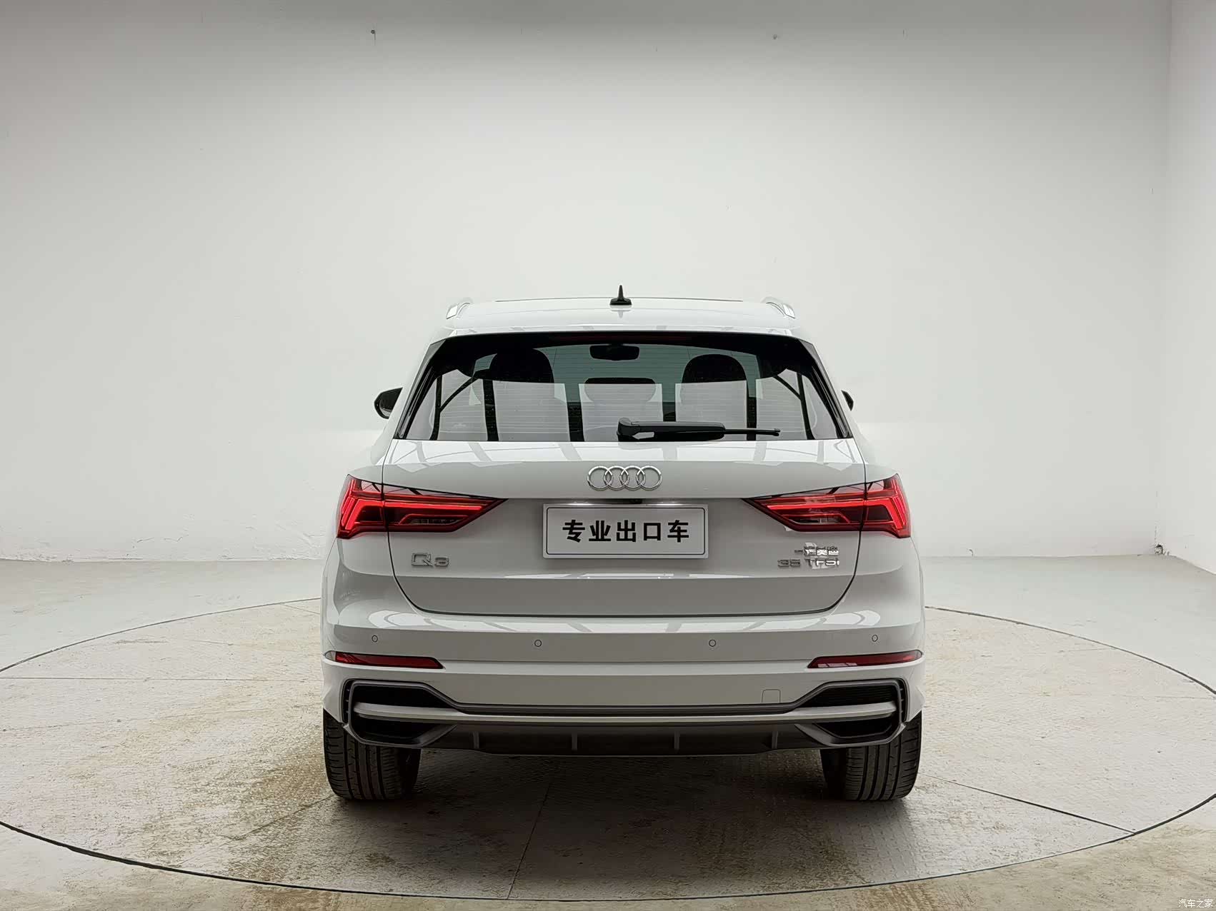 Audi Q3, 2023 3