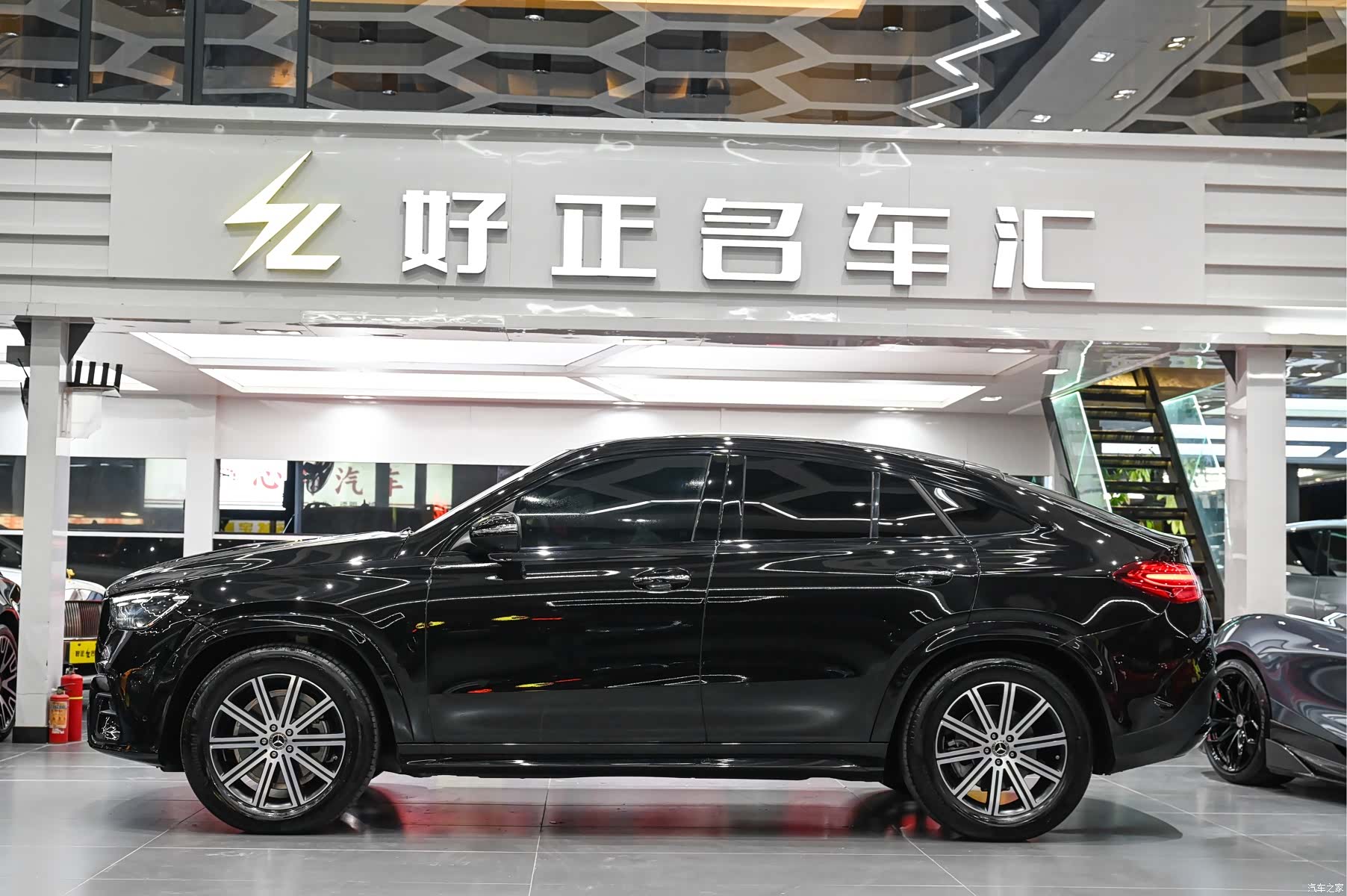 Mercedes-Benz GLE, 2024 все фото