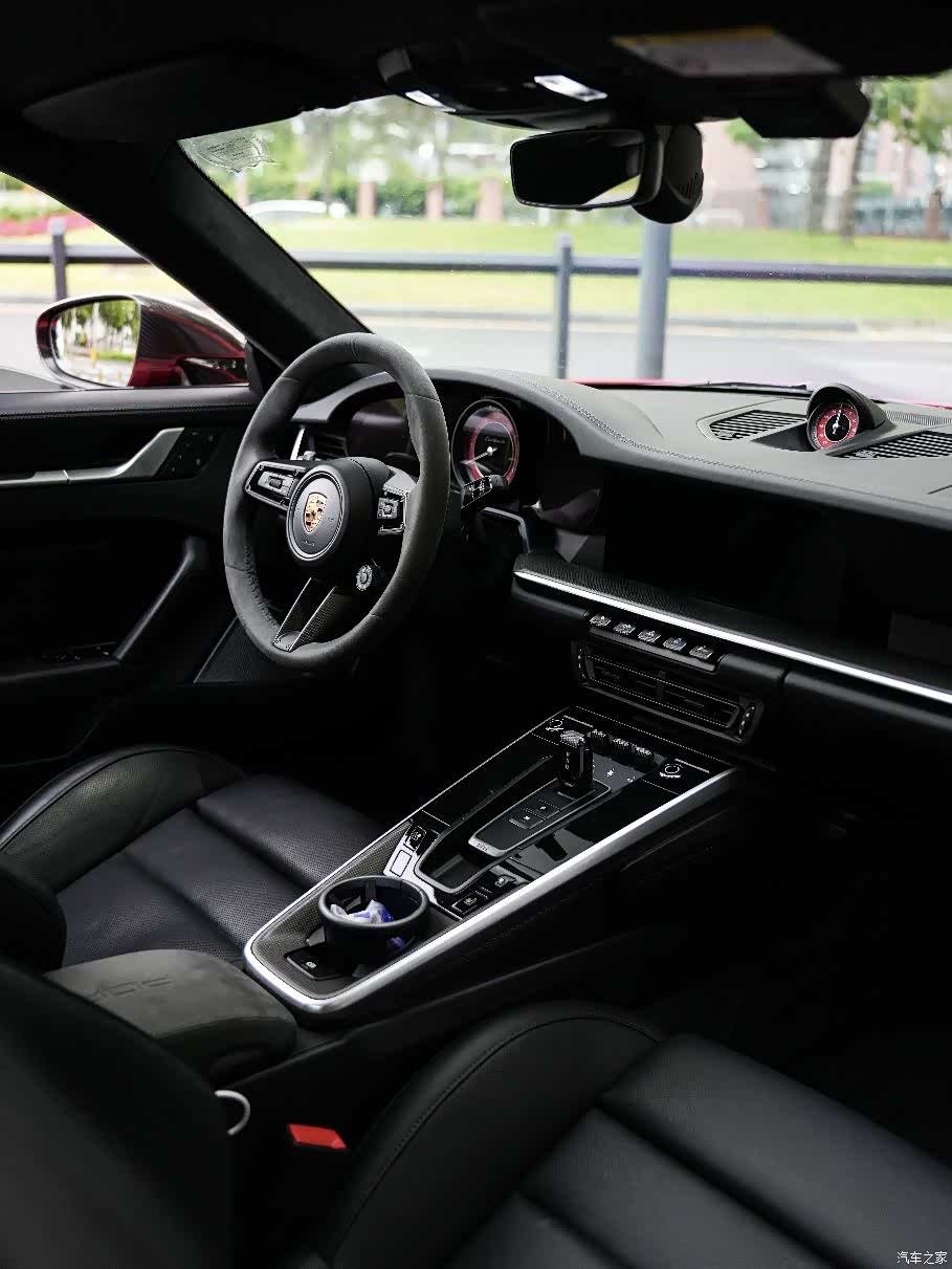 Porsche 911, 2023 15