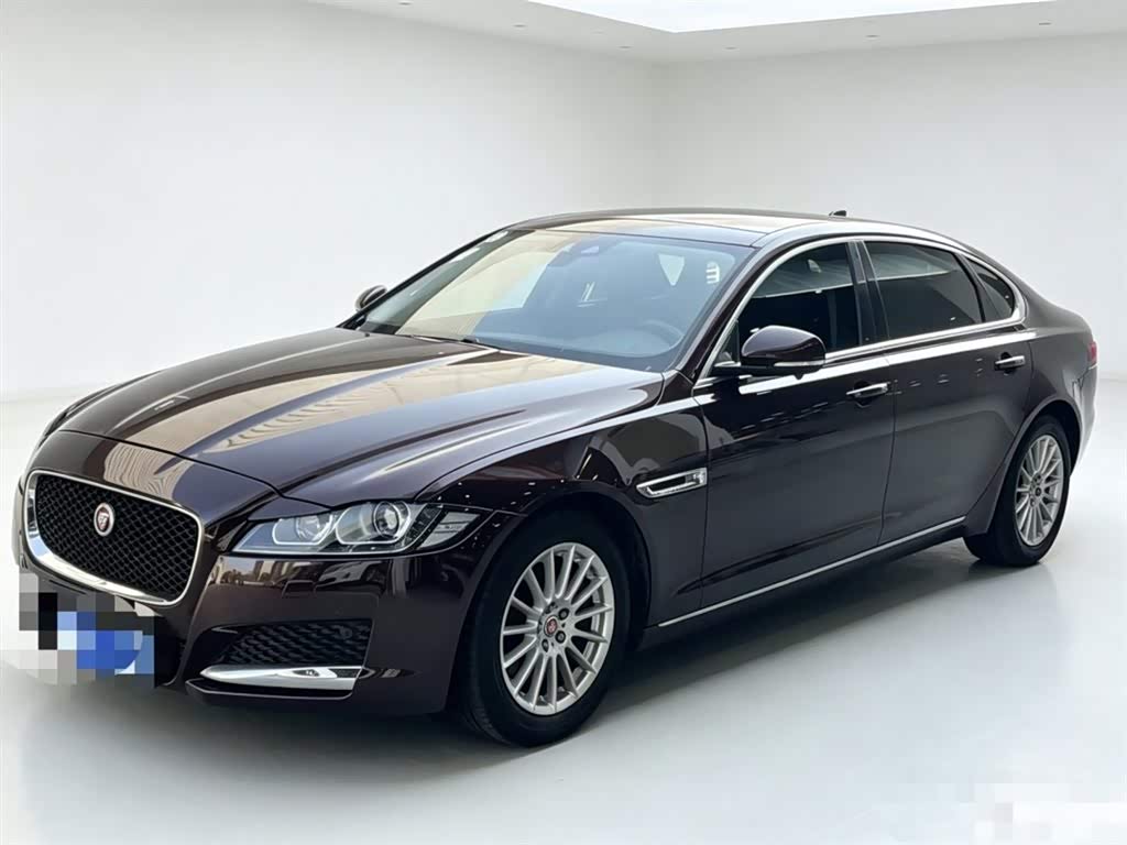 Jaguar XFL