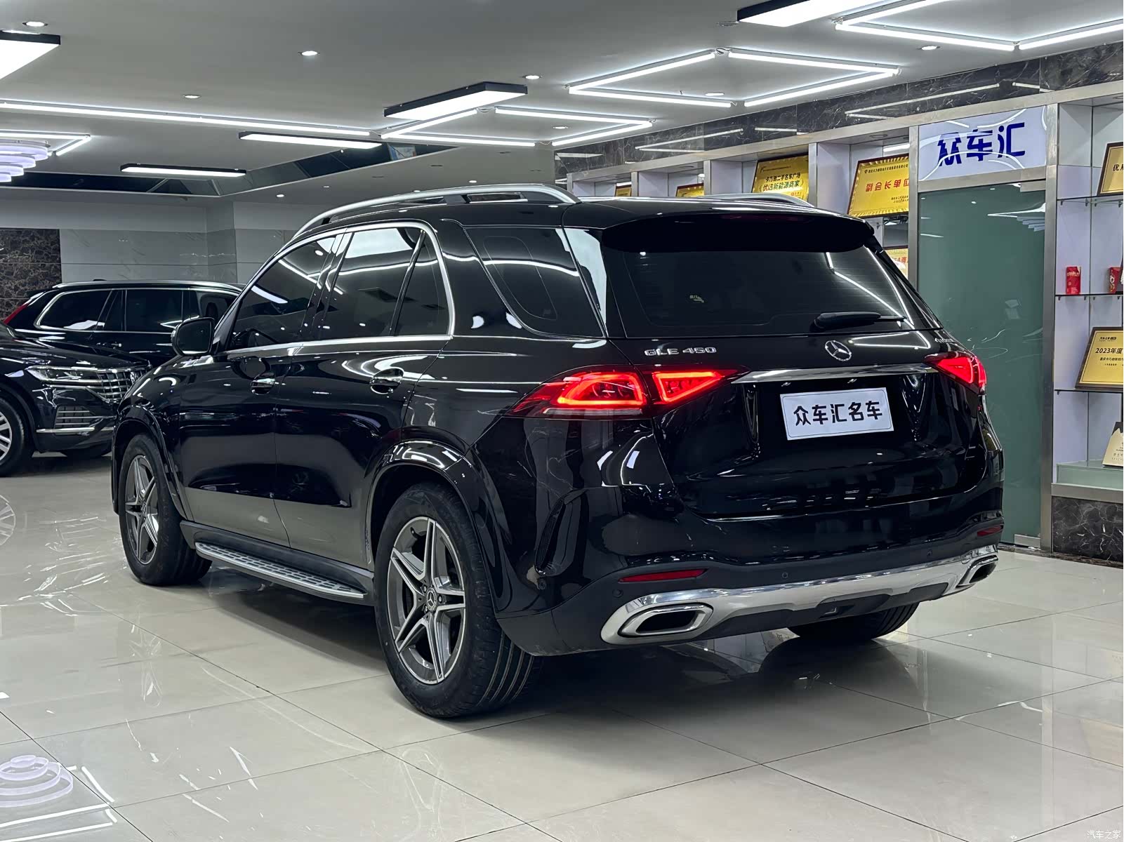 Mercedes-Benz GLE, 2020 4